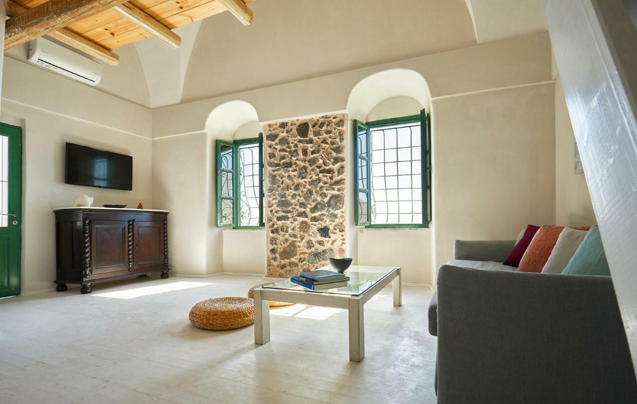 Villa Murat Тира Экстерьер фото